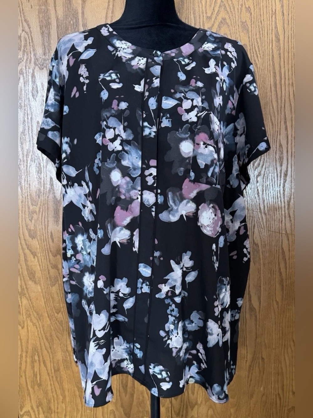 Simply Vera Vera Wang Womens Blouse Top Plus Size 3X Black Floral Short Sleeve